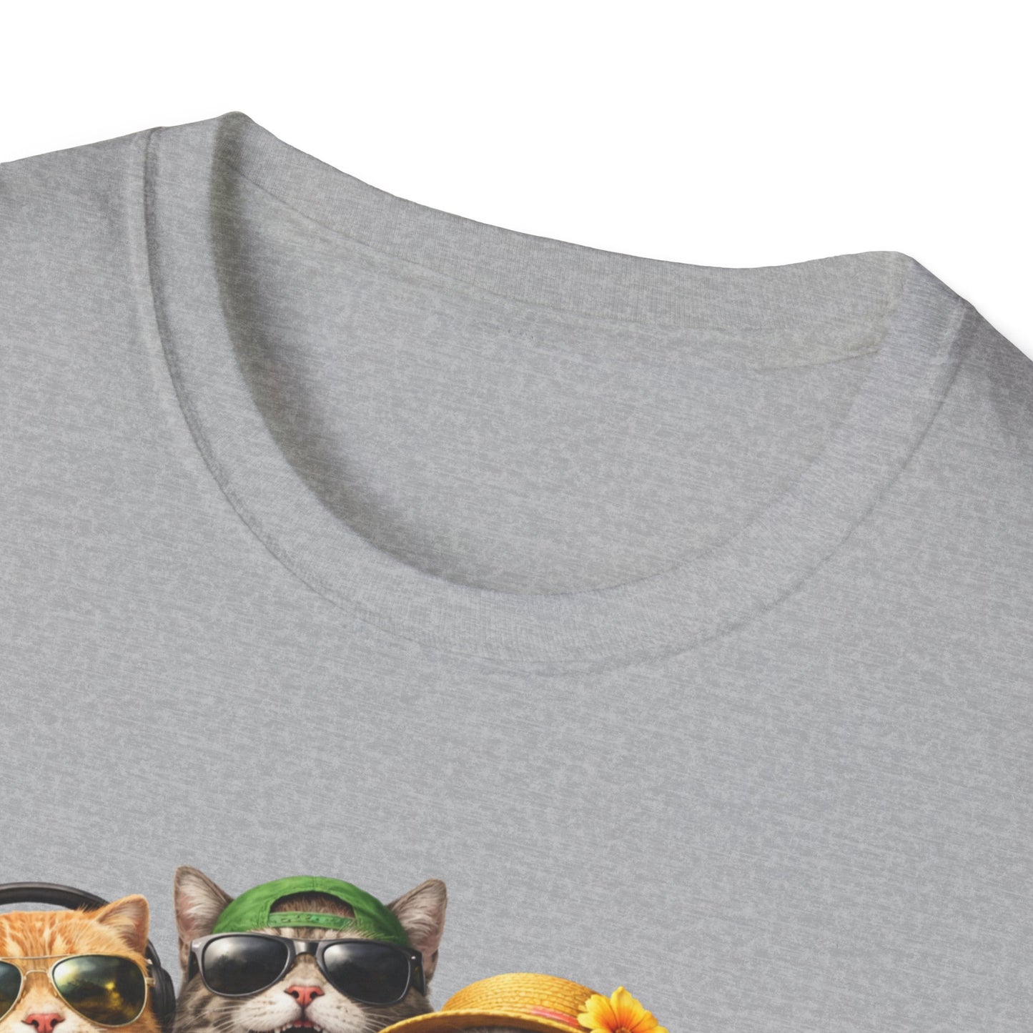 SELFIE TIME - CAT STYLE - Unisex Softstyle T-Shirt