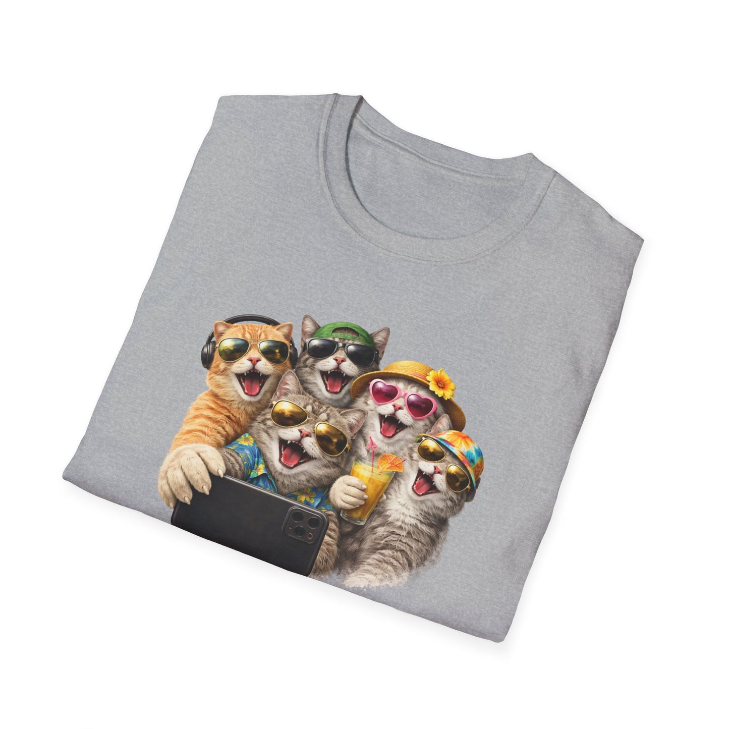 SELFIE TIME - CAT STYLE - Unisex Softstyle T-Shirt