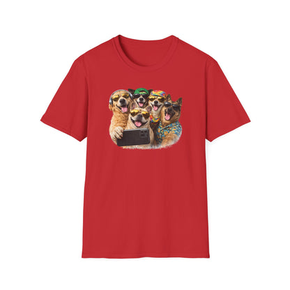 SELFIE TIME - DOG STYLE - Unisex Softstyle T-Shirt