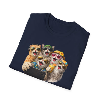 SELFIE TIME - CAT STYLE - Unisex Softstyle T-Shirt