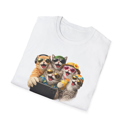 SELFIE TIME - CAT STYLE - Unisex Softstyle T-Shirt