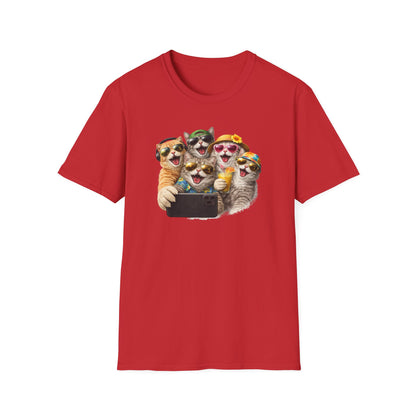 SELFIE TIME - CAT STYLE - Unisex Softstyle T-Shirt